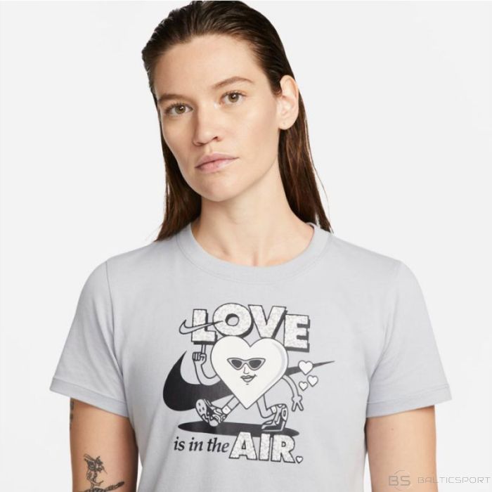 Nike Sportswear W DN5878 063 Футболка (XS)