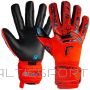 Reusch Attrakt Gold XM 5370945 3333 goalkeeper gloves (8,5)