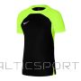 Nike Футболка Dri-FIT Strike 3 M DR0889-011 (S (173 см))