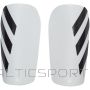 Adidas Tiro Club IP3993 football shin guards (M)