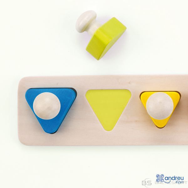Montessori rotaļlieta puzle ar rokturiem - Trijstūri