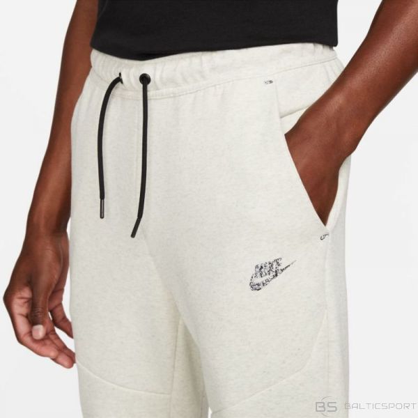 Nike Sportswear Tech Fleece M DD4706-100 bikses (L)