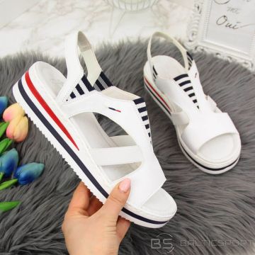 Inny Rieker W V02Y5 ķīļveida sandales baltas (37)