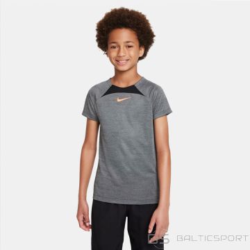 Nike Футболка Dri-FIT Academy DQ8901 010 / черная / M (137-147см)